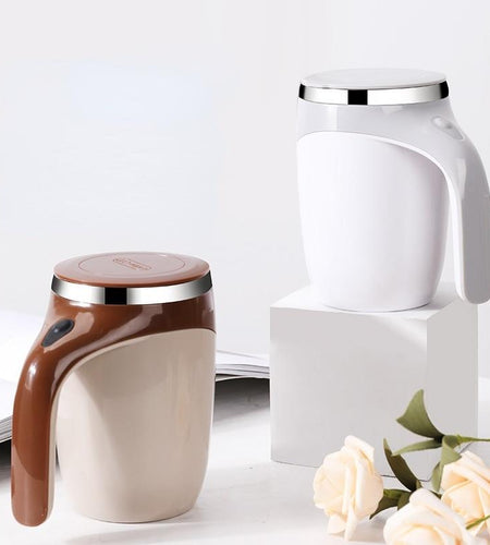 Automatic mixing cup